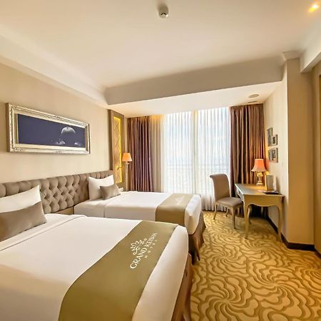 Grand Keisha Yogyakarta Kejayan Exterior foto
