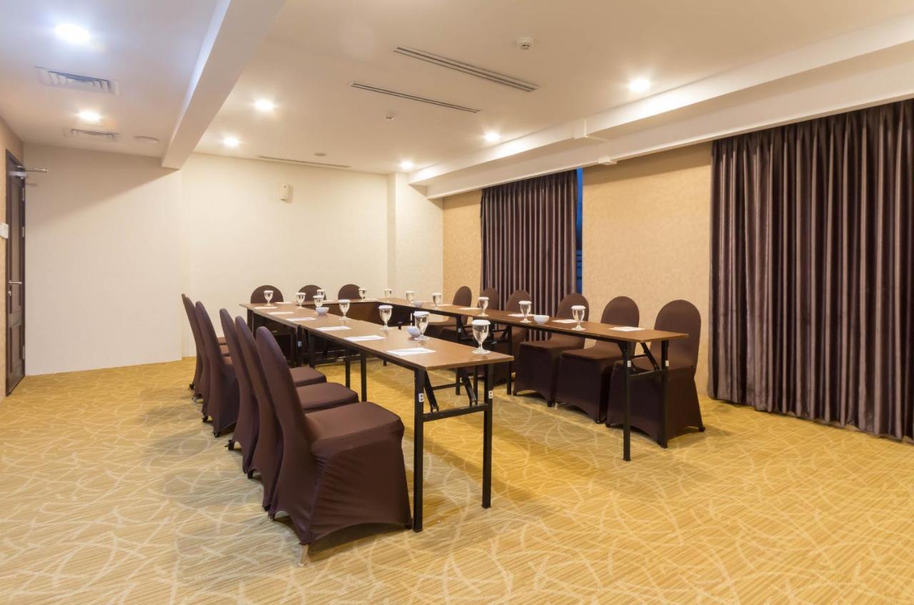 Grand Keisha Yogyakarta Kejayan Exterior foto