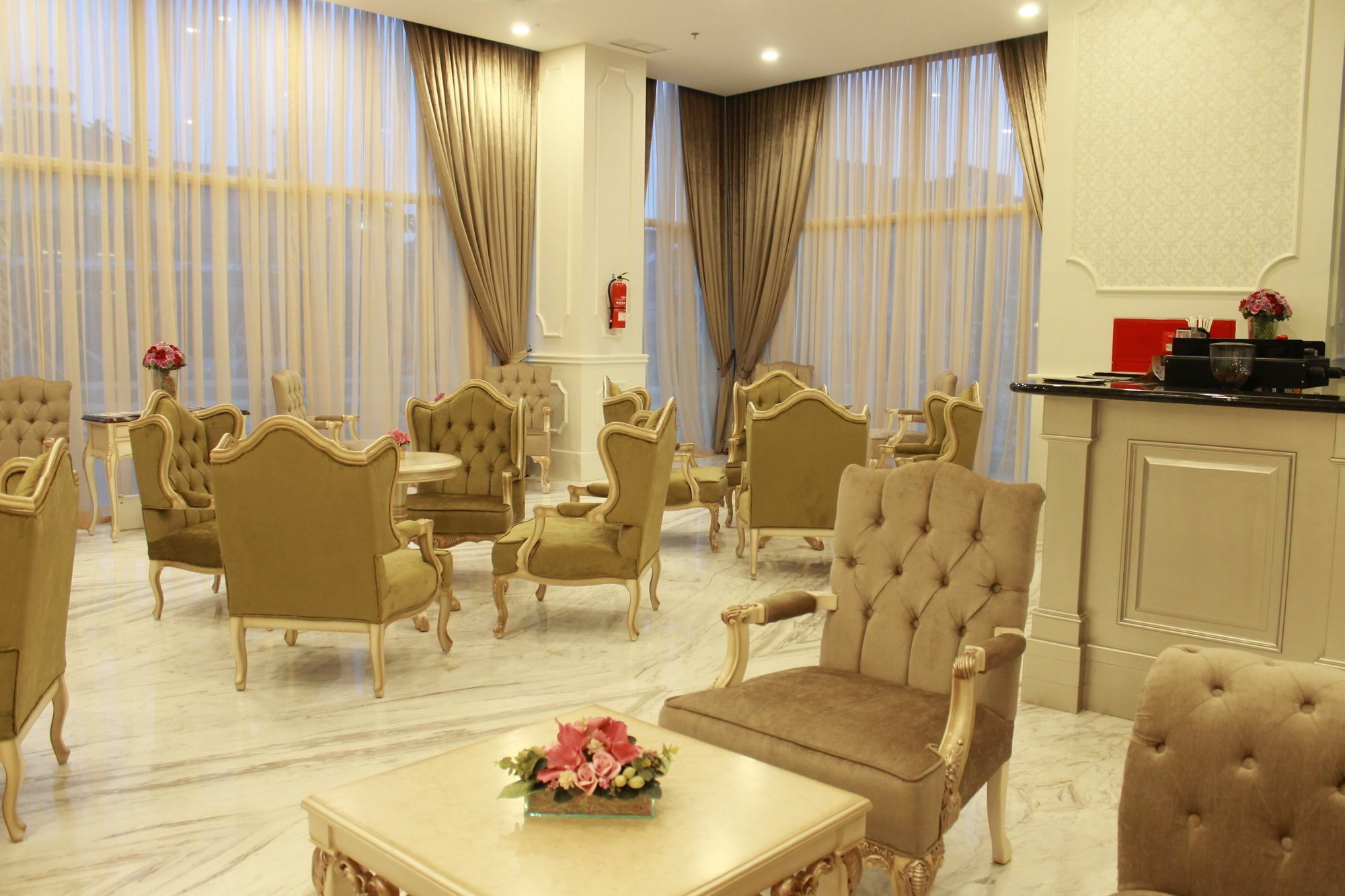 Grand Keisha Yogyakarta Kejayan Exterior foto